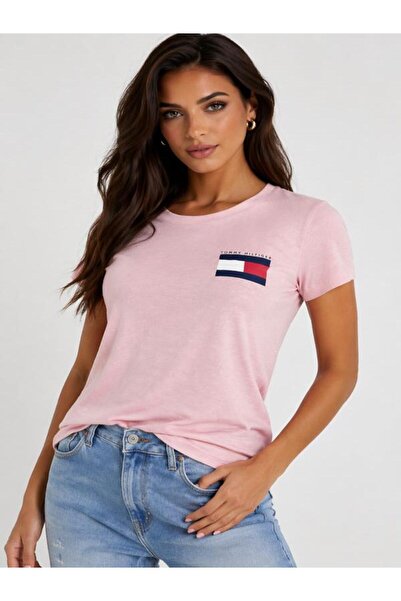 Tommy Hilfiger تي شيرت Tjw Bxy بعلم جرافيكي مقاس كبير