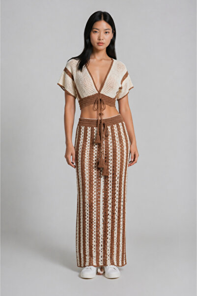 Sea Style Μποέμ ριγέ διάτρητο πλεκτό σετ μπλούζας και μακριάς φούστας