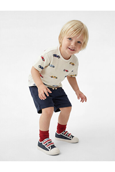 Koton Βαμβακερό μπλουζάκι με σχέδιο αυτοκινήτου, κοντομάνικο και με λαιμόκοψη...