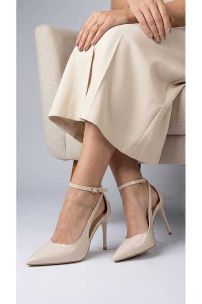 Luvesta Shoes LUVESTASHOES BİLEKTEN GEÇMELİ SİVRİ BURUNLU TOPUKLU TERLİK