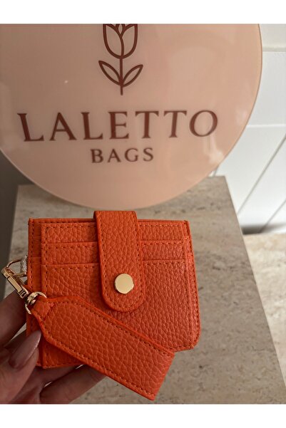 lalettobags Γυναικείο πορτοκαλί πορτοφόλι με λεπτομέρεια μπρελόκ