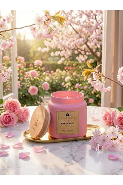 Mois Candle ROSE AMBER - Ahşap Kapaklı Pembe Kavanoz Amber Rose Mum – Misk, A...