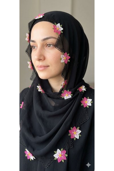 NUMİSTORE Needlework Black Color Prayer Mat with Prayer Beads