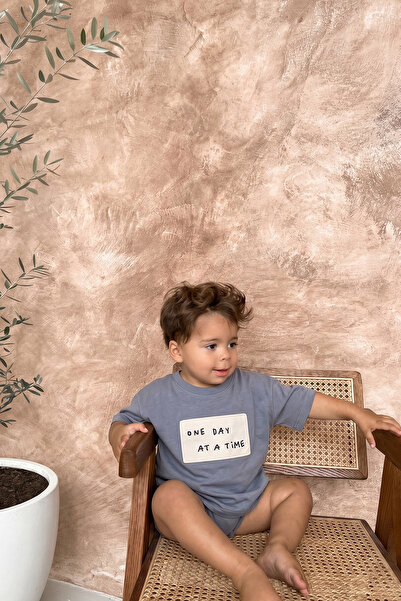 Cigit Μπλουζάκι με απλικέ "One Day At A Time " για 2-10 ετών, Παστέλ Μπλε