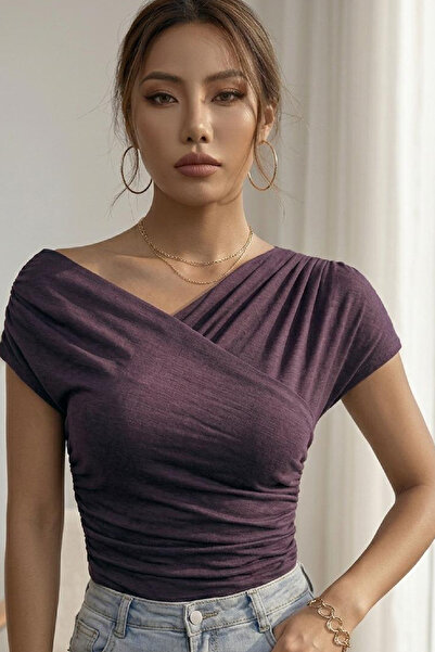 Cockatoo Μπλούζα με λαιμόκοψη V και ντραπέ σε μπορντό χρώμα - Εφαρμοστό, στεν...