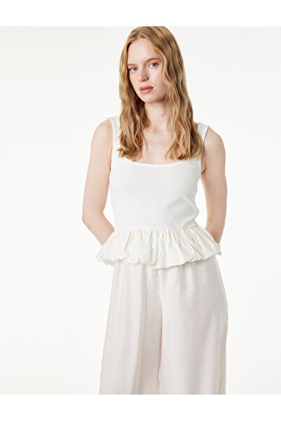 Koton Βαμβακερή αμάνικη μπλούζα με τετράγωνο λαιμόκοψη και φουσκωτό σχέδιο