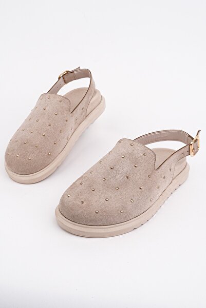 MUGGO Γυναικεία σανδάλια LILLOW από δέρμα σουέντ με χρυσές καρφίτσες και ρυθμ...