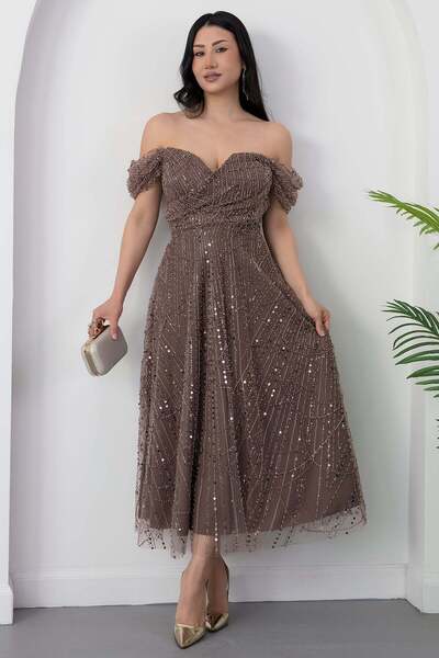 PULLIMM Φόρεμα μίντι με λαιμόκοψη και χάντρες Strpalez ECR5826