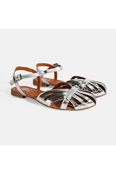 Desa Women's Silver Adjustable Buckle Patent Leather Sandals