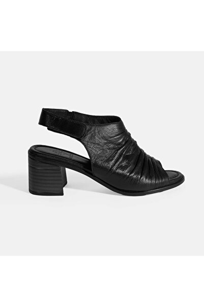 Desa Μαύρα γυναικεία δερμάτινα πέδιλα Velcro