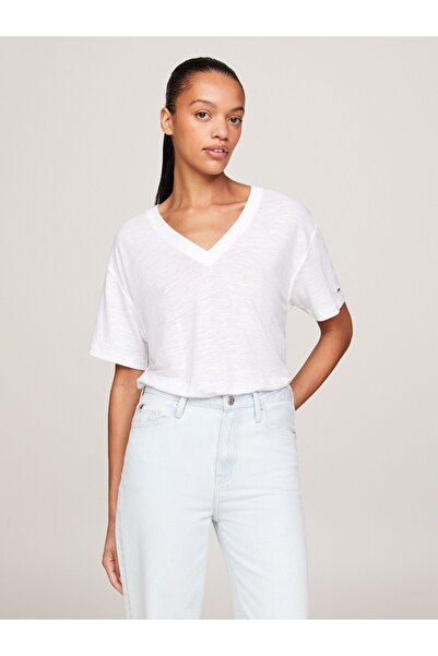 Tommy Hilfiger Kadın Marka Logolu V Yaka Kısa Kollu Beyaz T-Shirt
