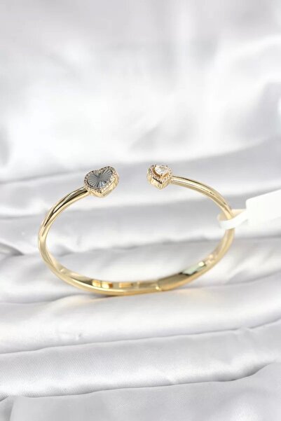 Skygo Brass Gold Color Heart Model Women's Handcuff Bracelet - Tj-Bb8089