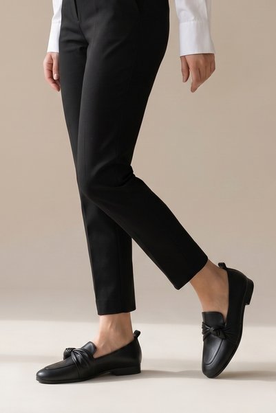 SAYL Black Genuine Leather Women's Ballerinas with Knot Detail