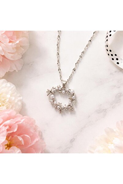 Monivera Women's Silver Heart Patterned Necklace with White Stones Around, Ta...