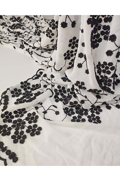 Kumaş Parça Λευκό με μαύρο κέντημα σιφόν με ρυτίδες 130x330εκ.