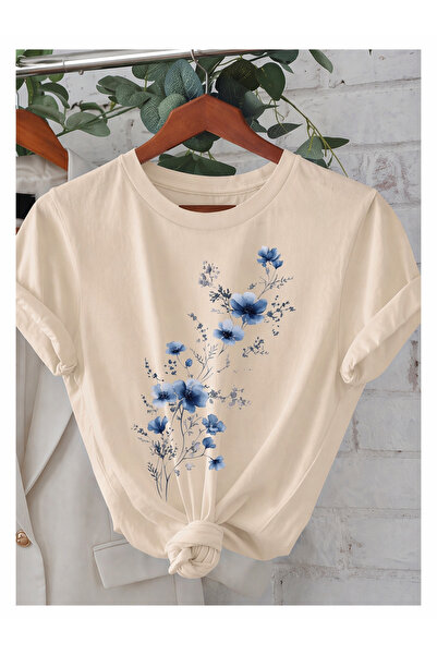 EYAX MODA MAJICA / T-SHIRT SA PLAVIM CVETOVIMA I ZAŠTITNIM OBUĆEM