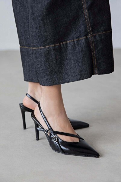 STRASWANS Γυναικεία δερμάτινα παπούτσια με τακούνι Alba σε μαύρο χρώμα