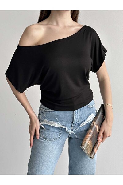 VESS MODA Ασύμμετρο γιακά με λεπτομέρεια στους ώμους, χτενισμένη βαμβακερή μπ...