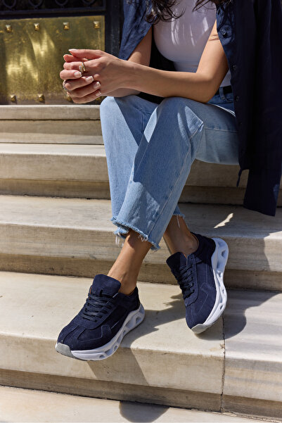 ANGELİNA JONES LESTIRO ΓΥΝΑΙΚΕΙΟ ΣΚΟΥΡΟ ΜΠΛΕ ΑΘΛΗΤΙΚΟ ΠΑΠΟΥΤΣΙ ΑΠΟ ΓΝΗΣΙΟ ΔΕΡ...