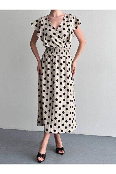 Hazinedan Γυναικείο φόρεμα από ύφασμα μπουρούμι με πουά, διπλό γιακά και μανί...