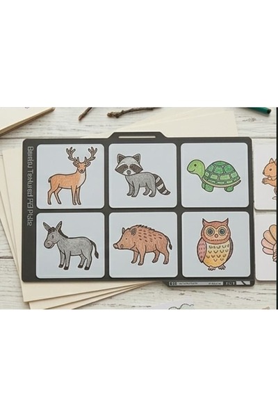 Piyonart 28-Piece Animal Figure Set 12-Like Steel Pens