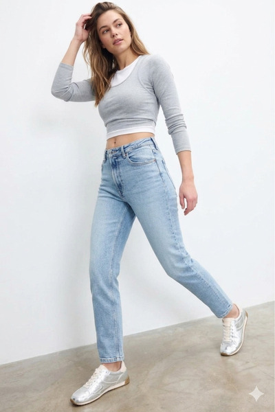 LAYAL MY BEAUTY جينز نسائي من جينلاين، بنطلون جينز بوي فريند موم جين عالي الخ...