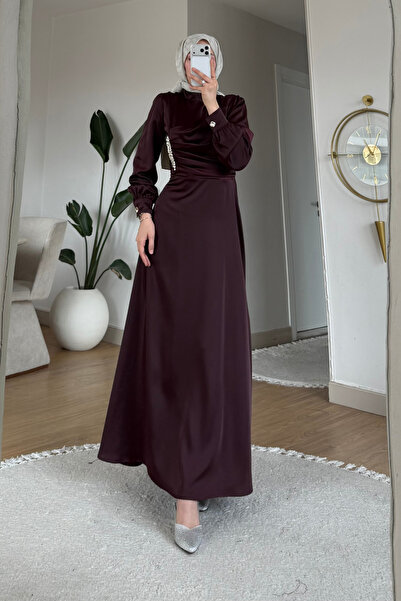 Tesettür Diyarı Νίτα Γιαϊντάν Σατέν Φόρεμα Χιτζάμπατ με Πέτρινη Λεπτομέρεια -...