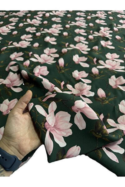 BURSA KUMAŞTAN Μεταξωτό ύφασμα Μαρόκεν, σατέν, με ντραπέ επιφάνεια στην πλάτη...