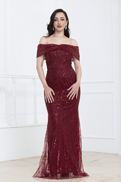 BEYBOS Μακρύ βραδινό φόρεμα με χάντρες και λαιμόκοψη καγιόκ - ΒΟΡΝΤΟ