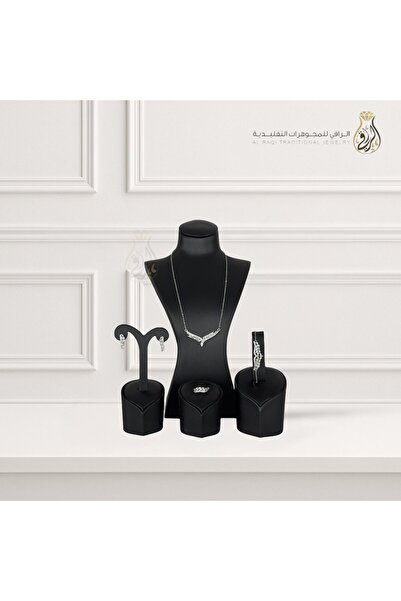 Generic طقم بفصوص لامعة بتصميم مجنّح
