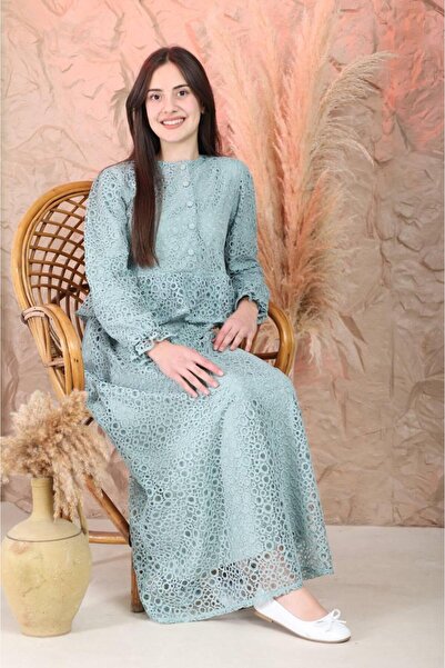 Buket Tekstil ΚΟΡΙΤΣΙΣΤΙΚΟ ΦΟΡΕΜΑ ΜΕ ΠΡΑΣΙΝΟ ΤΟΥΛΙ ΚΑΙ ΛΕΠΤΟΜΕΡΕΙΑ ΚΟΥΜΠΙΑ ΣΕ...