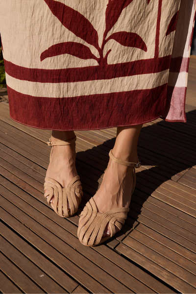 ANGELİNA JONES NELIO ΓΥΝΑΙΚΕΙΑ ΜΠΑΛΑΤΣΕΣ ΣΕ ΑΠΟΧΡΩΣΗ ΔΕΡΜΑΤΟΣ ΜΕ ΛΕΠΤΟΜΕΡΕΙΑ Λ