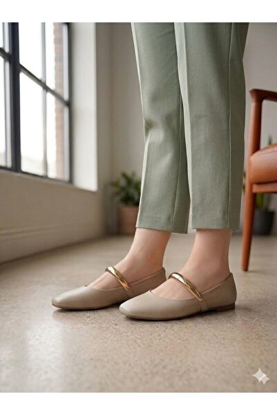 MODAPAPUÇ Χρυσή αγκράφα με λεπτομέρειες, κομψά γυναικεία καθημερινά παπούτσια...