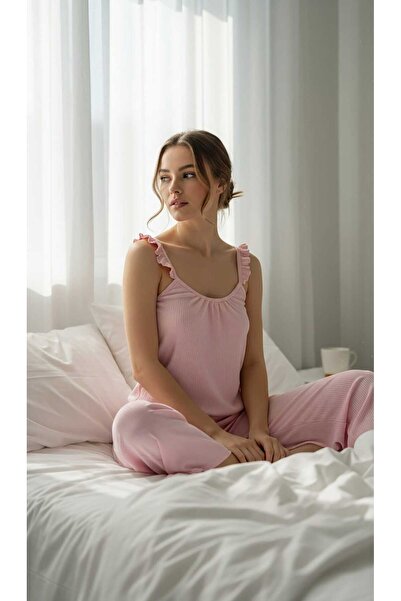 LİA Underwear طقم بيجامة نسائية من قماش الكاشكورس مع أشرطة مزينة بالكشكشة