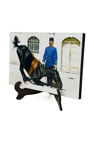 Sadrazam Γκριτιρλί Ισμάλ Πασά και το Άλογο της Γιαζίζ (1890) Εκτυπωμένη επιφά...