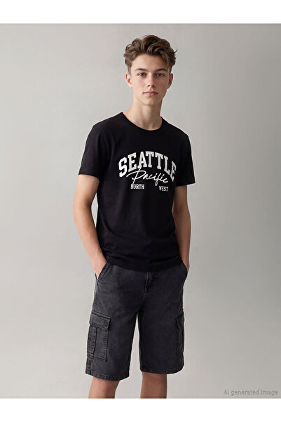 LC Waikiki Esvab • Modern & Distinctive Zero Roba Collar Printed Boys' T-Shirt