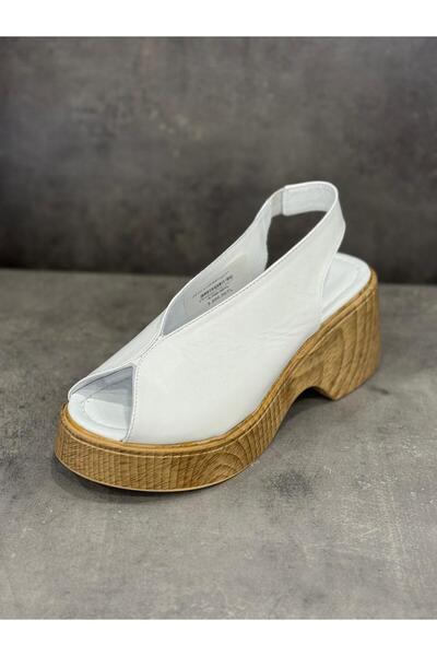 Zeyn ΧΕΙΡΟΠΟΙΗΤΑ ΣΑΝΔΑΛΙΑ ΜΕ ΤΑΚΟΥΝΙ ΑΠΟ ΓΝΗΣΙΟ ΔΕΡΜΑ