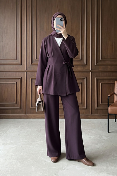 MODAQU Imported Crepe Double Suit with Pockets and Cross-Tie Front - Plum