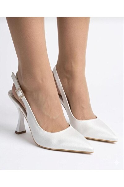 Lölük Moda Γυναικεία κομψά παπούτσια με τακούνι και μυτερή μύτη με αγκράφα