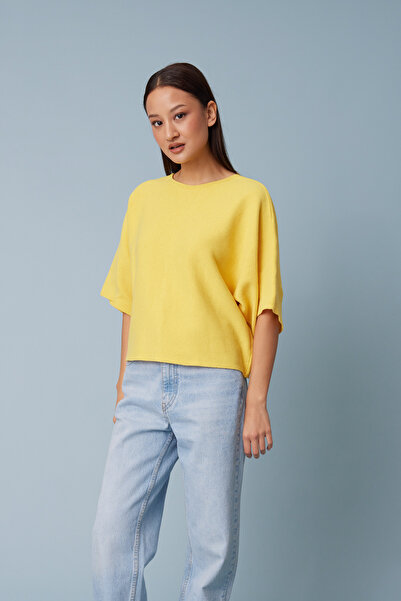 Nisan Πλεκτό πουλόβερ με δαντελένια λεπτομέρεια