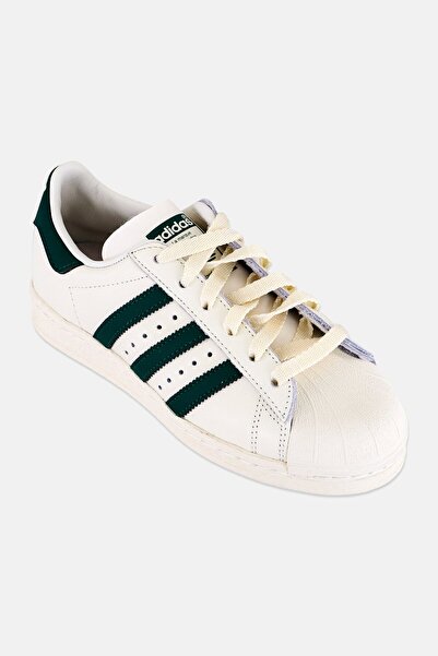 adidas حذاء سوبر ستار 82 للأولاد للأنشطة الخارجية برباط، لون أبيض فاتح