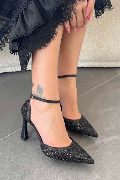 Parponi Βραδινά παπούτσια με τακούνι Carius Stone, με κλειστή μύτη, μαύρα