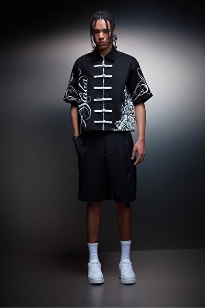 Slatra Men's Black Imperial Knot Printed Short Sleeve Box Fit Shirt