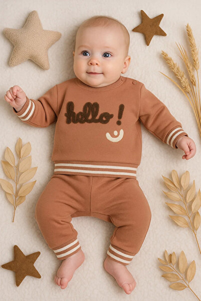 Veraura Lifestyle Hello Embroidered 100% Cotton 2-Piece Baby Boy Set