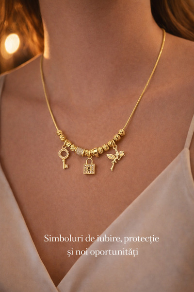 OEM Γυναικείο χρυσό κολιέ με μενταγιόν κλειδί, λουκέτο και αγγελάκια, κομψή α...