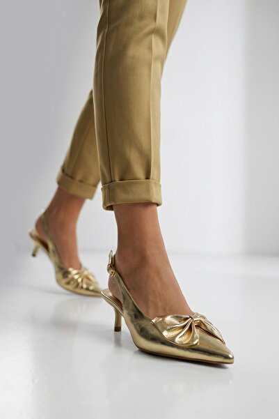 GÜZEL SHOES Lorea Radiant Elegance: Women's Heeled Shoes with Gold-Colored Pa...