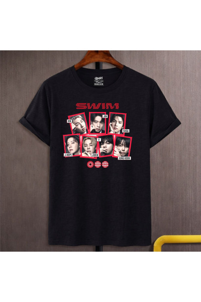 barsdepo Μπλουζάκι με στάμπα BTS SWIM – Με δώρο SUPRIZ |   Κορυφαία Ποιότητα