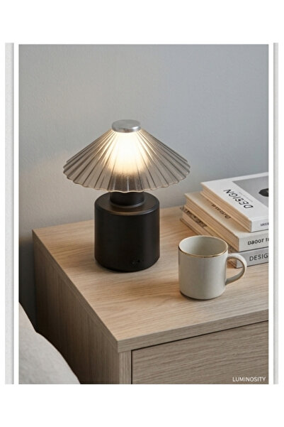 essey lighting nuve model iki kademeli dokunmatik masa lambası