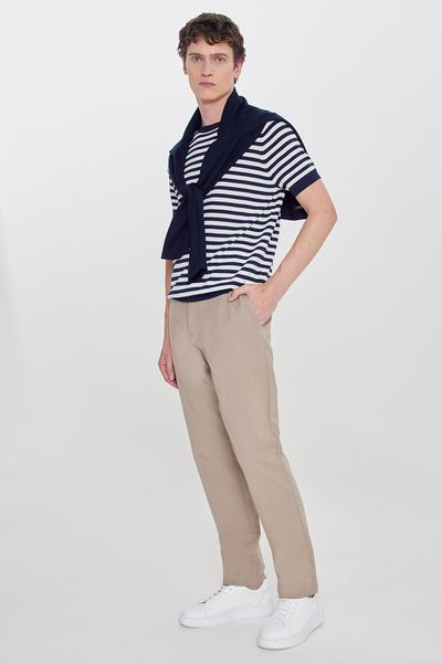 ALTINYILDIZ CLASSICS Ανδρικό βαμβακερό παντελόνι σε μπεζ χρώμα, στενή εφαρμογ...