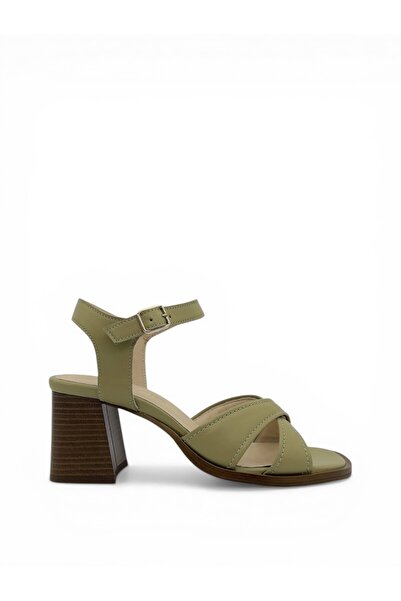 Vieris Shoes Fıstık Yeşili Hakiki Deri Çapraz Bantlı Kalın Topuklu Casual Kad...